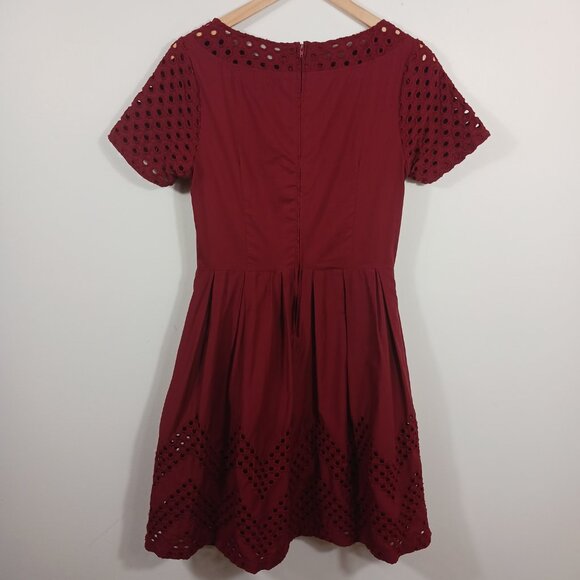 Dear Creatures, As Seen on "New Girl", Retro Dress, Color Berry, Size Small - Picture 4 of 16
